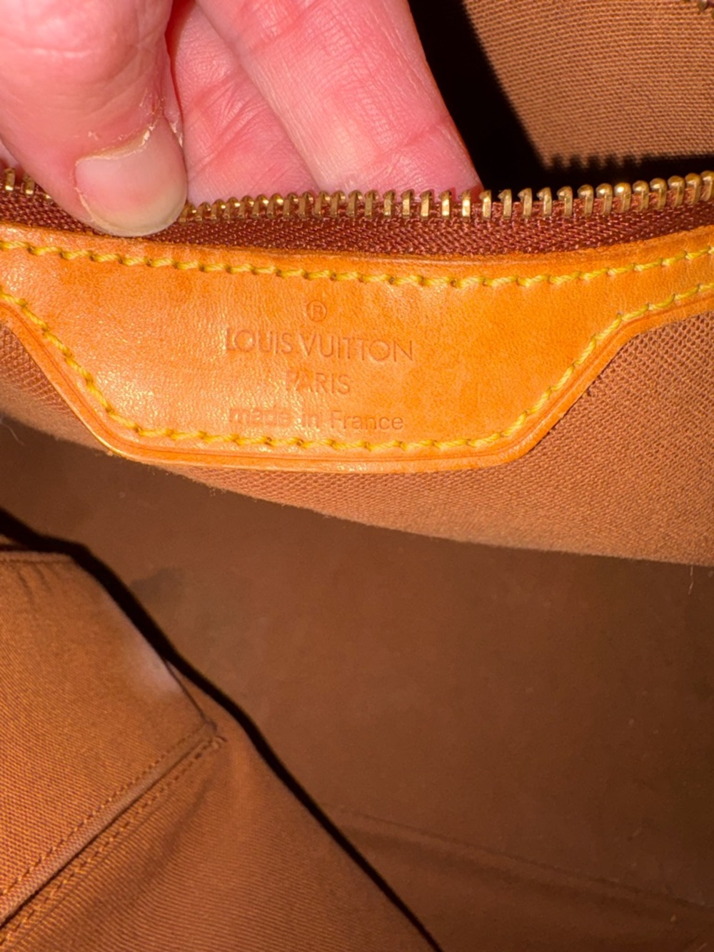 Louis Vuitton Monogram Canvas Tote with Cognac Straps - Picture 9 of 16